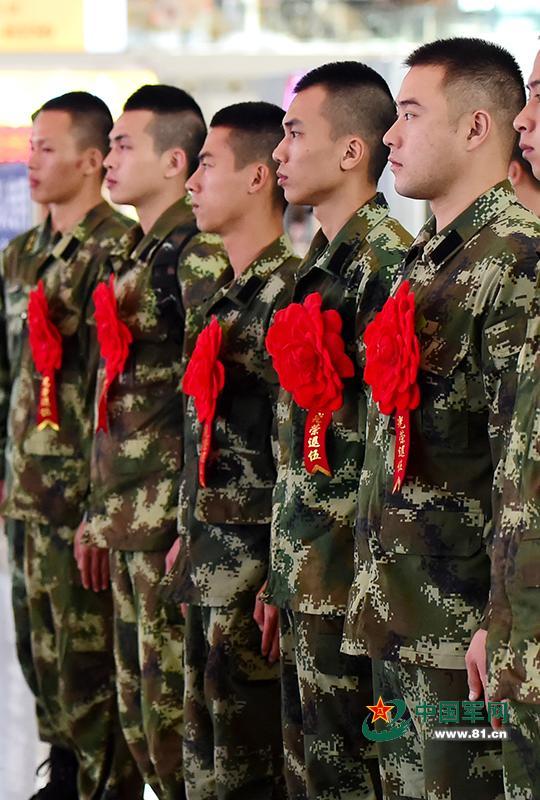 退伍也是兵,兵魂永驻，军旅人生新篇章